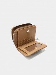 Малък портфейл с животински принт 